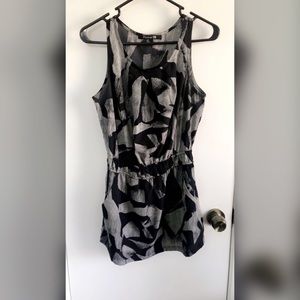 Black & White Beautiful Mini